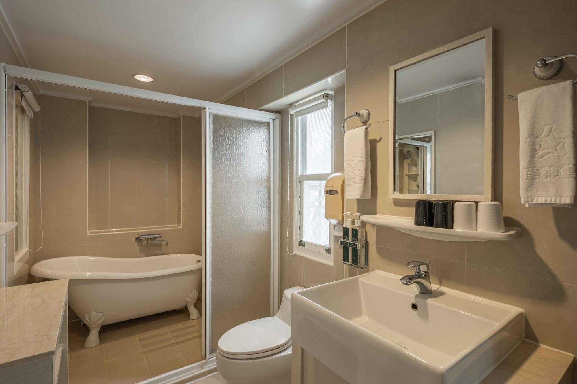 Kindness Hotel - Hanshen Kaohsiung Zimmer foto