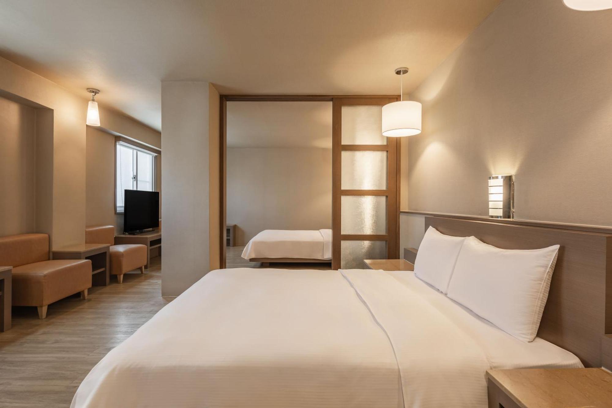 Kindness Hotel - Hanshen Kaohsiung Zimmer foto