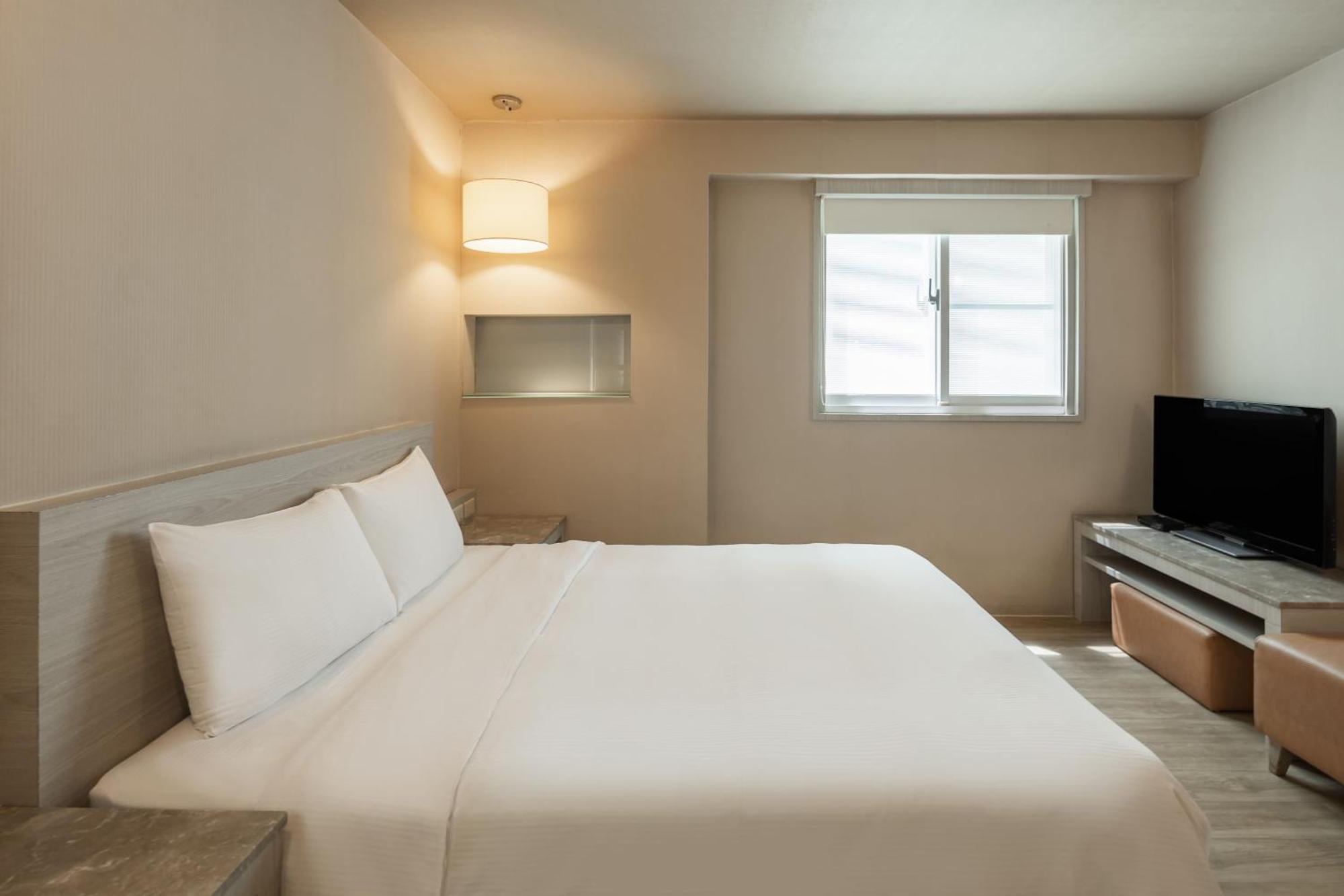 Kindness Hotel - Hanshen Kaohsiung Zimmer foto