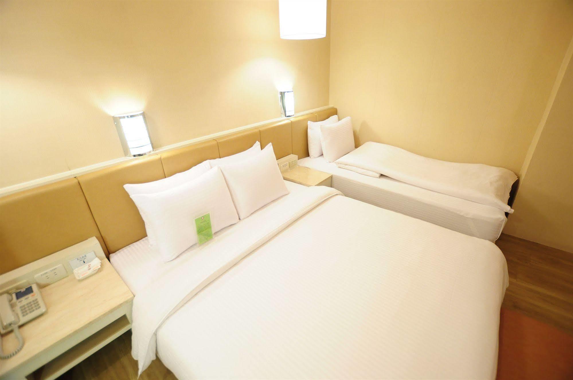 Kindness Hotel - Hanshen Kaohsiung Exterior foto